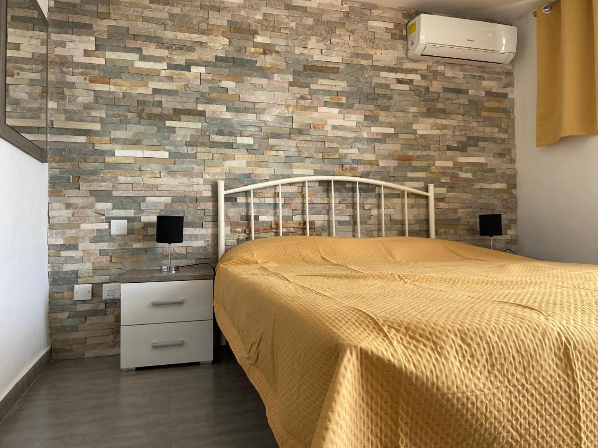 Sqaq Numru 1 Accomodation Hotel Rabat Exterior foto