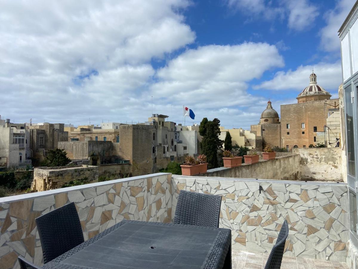 Sqaq Numru 1 Accomodation Hotel Rabat Exterior foto