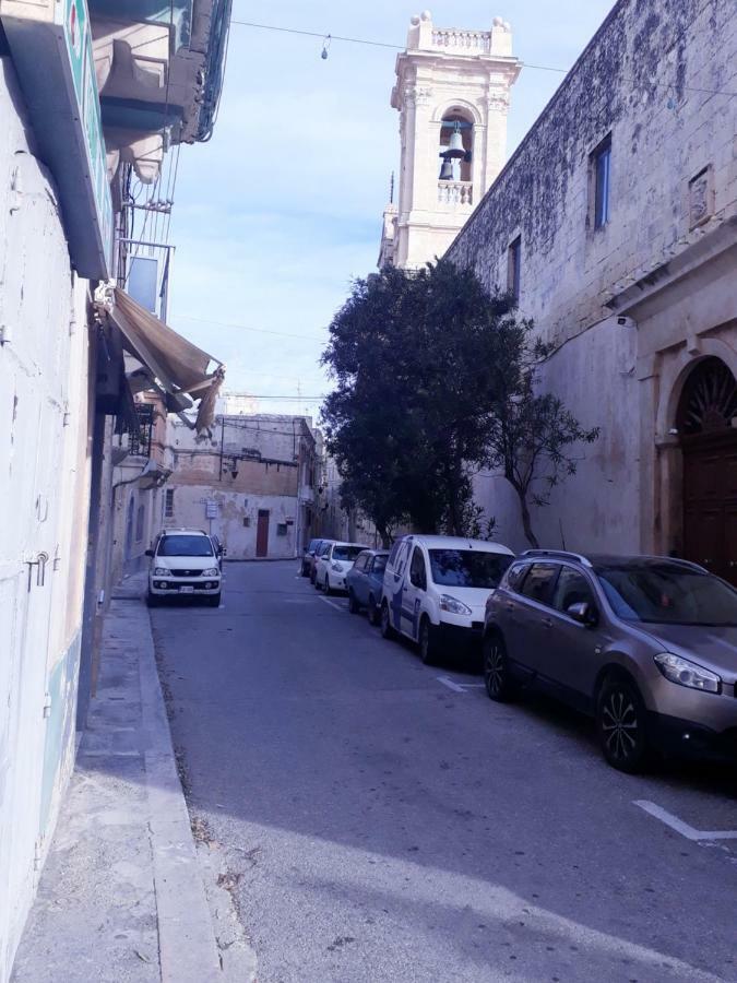 Sqaq Numru 1 Accomodation Hotel Rabat Exterior foto